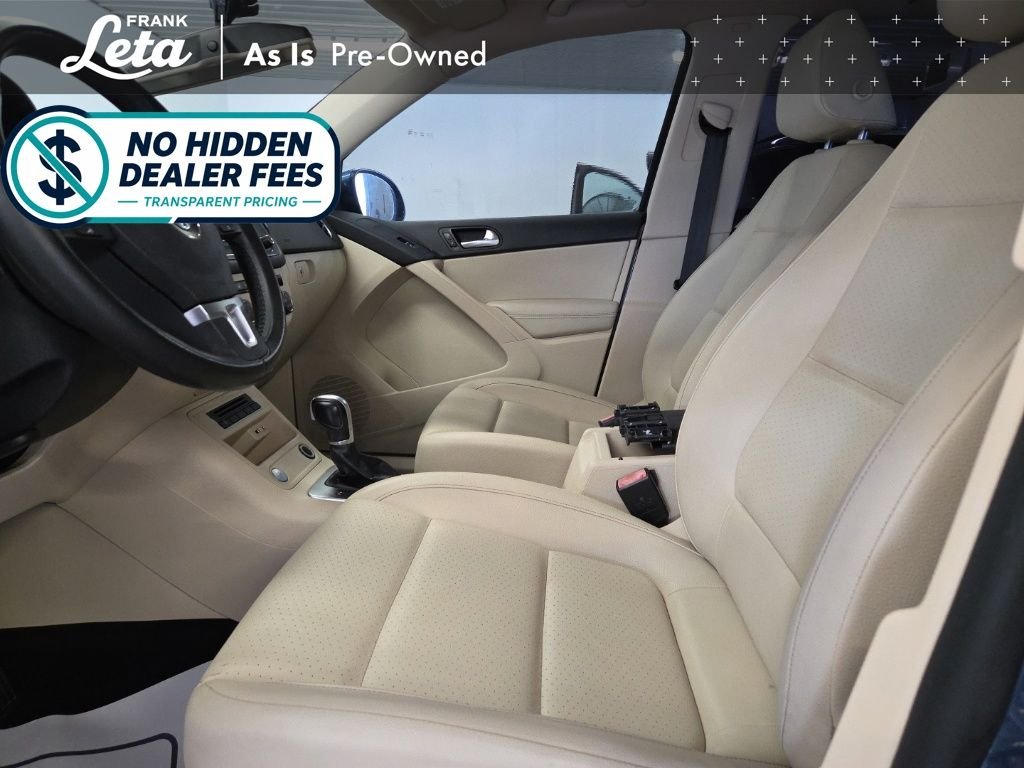 Used 2017 Pacific Blue Metallic Volkswagen  image 14