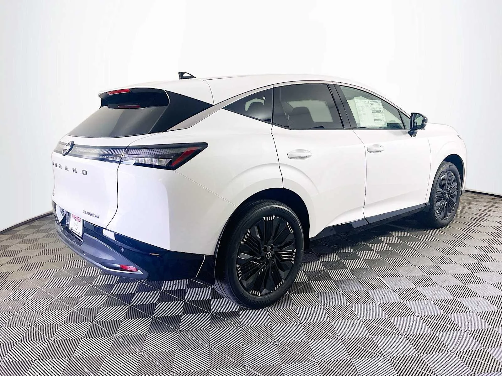 New 2026 Everest White Pearl TriCoat Nissan Platinum image 2
