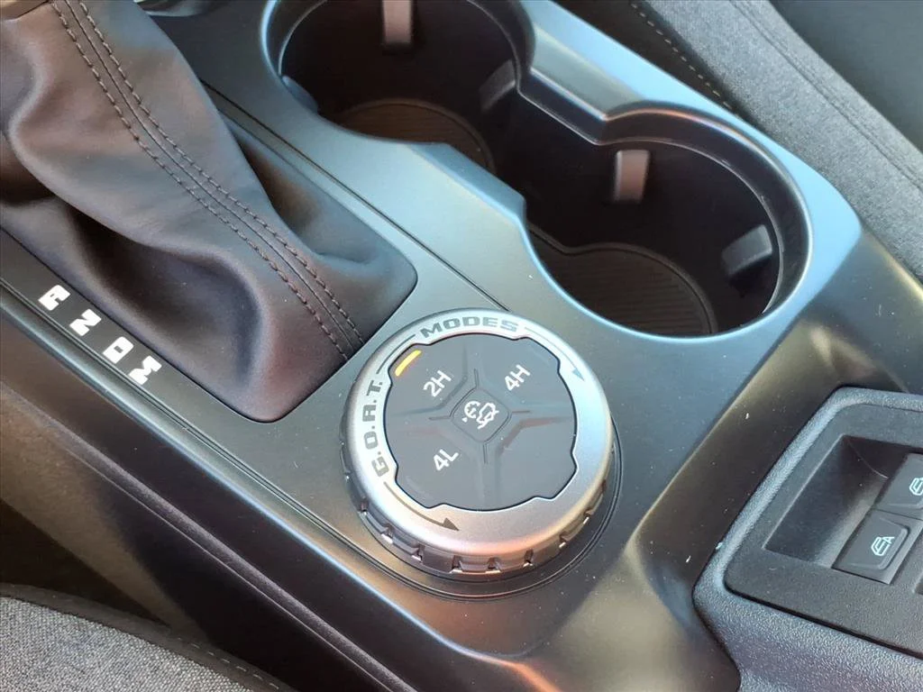 New 2026 Avalanche Gray Ford Big Bend® image 26