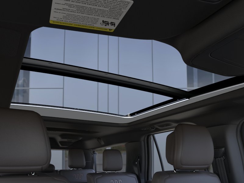 New 2026 Star White Metallic Tri-Coat Ford MAX King Ranch® image 22