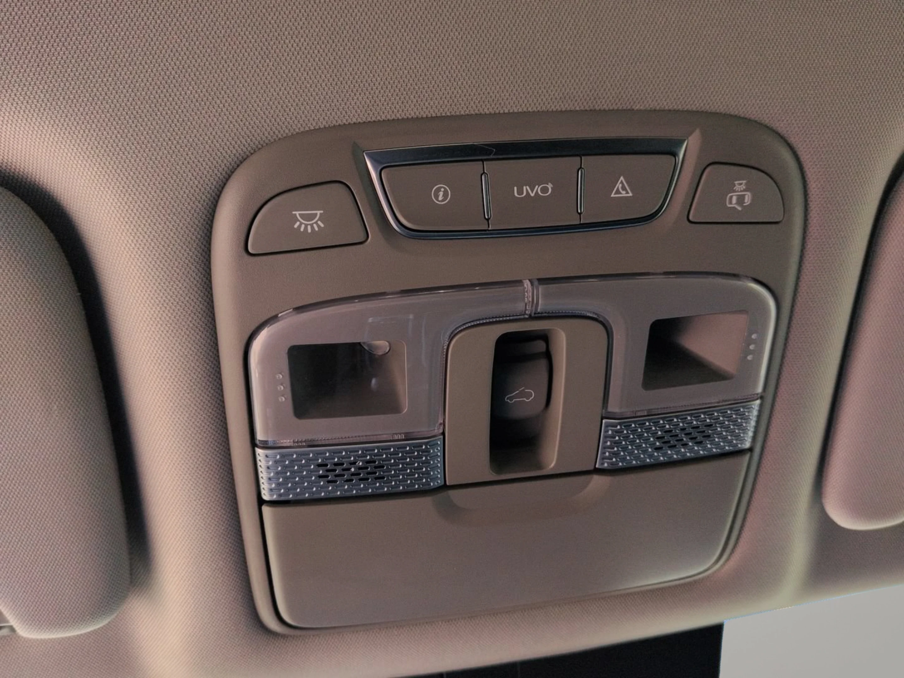 Used 2022 Wolf Gray Kia EX image 19