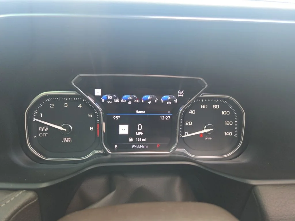 Used 2021 Gray GMC Denali image 31