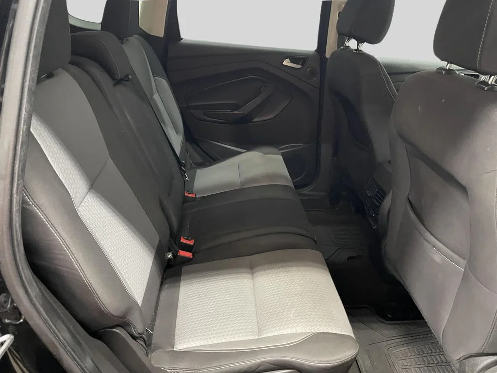 Used 2017 Shadow Black Ford SE image 11