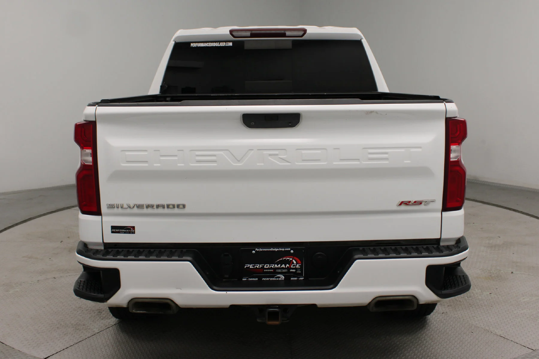 Used 2022 Summit White Chevrolet 4WD Crew Cab 147 RST image 34