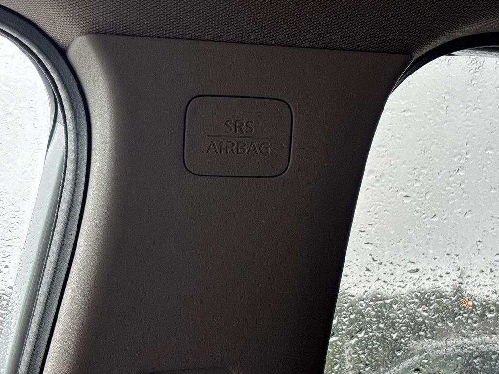 Used 2025 White Nissan Rock Creek image 30