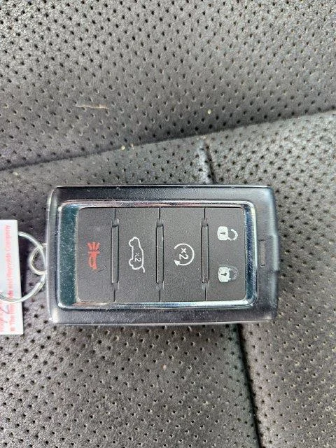 Used 2024 White Jeep Altitude image 30