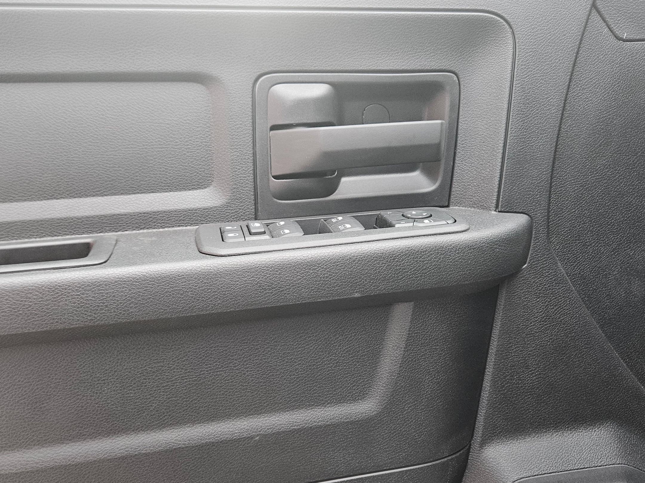 2026 RAM 2500 Tradesman - Photo 16