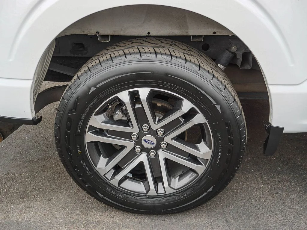 Used 2023 White Ford XL image 9