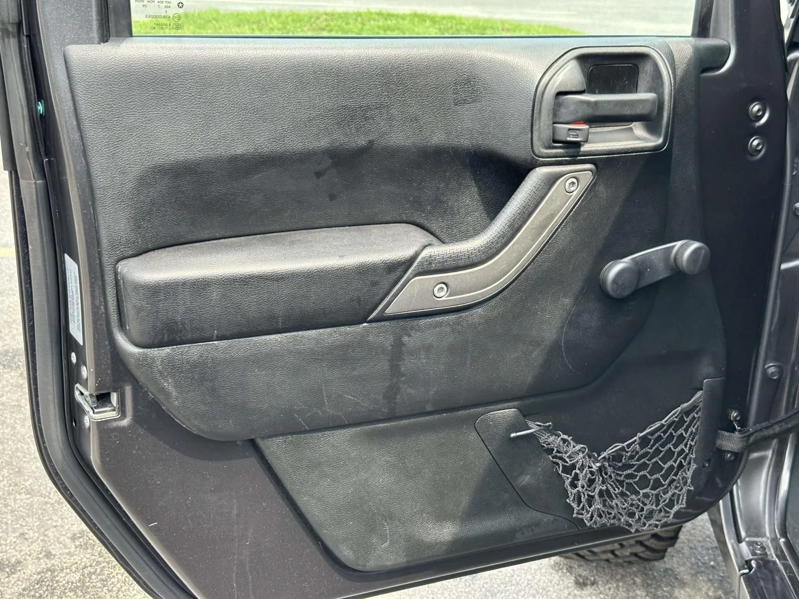 Used 2017 Gray Jeep Unlimited Sport image 19