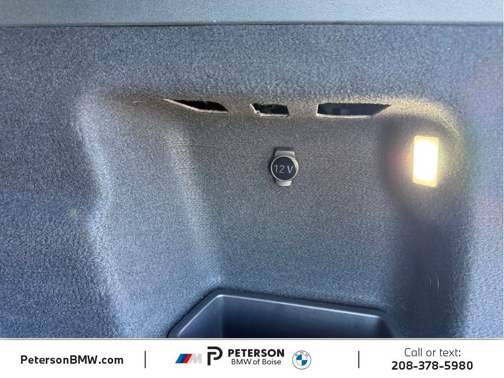 Used 2023 Black BMW xDrive28i image 11