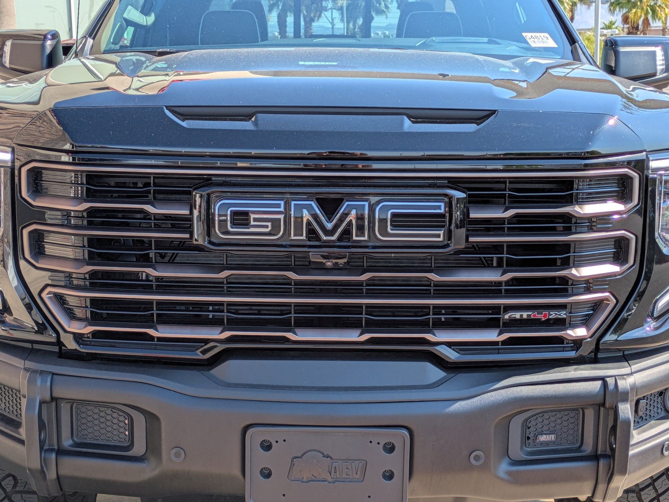 2026 GMC Sierra 1500 AT4X - Photo 9