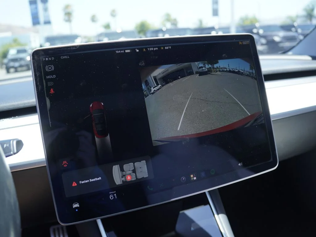 Used 2018 Red Tesla Long Range image 13