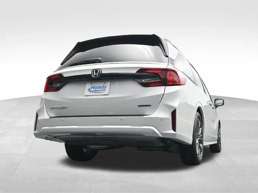 New 2027 Platinum White Pearl Honda Touring image 54