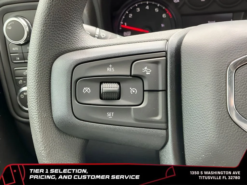New 2026 Onyx Black GMC Pro image 32