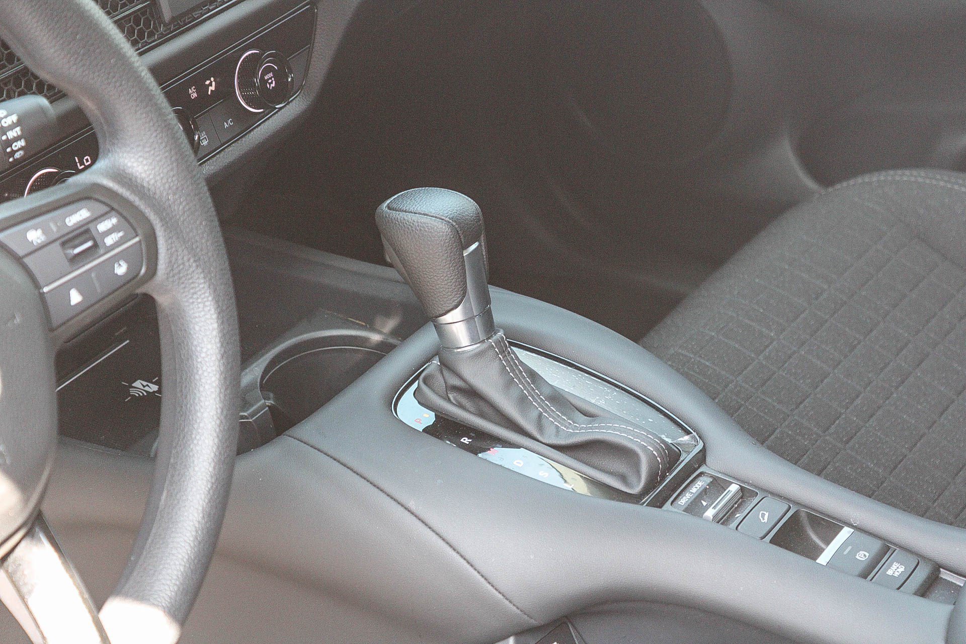 2026 Honda HR-V LX - Photo 20