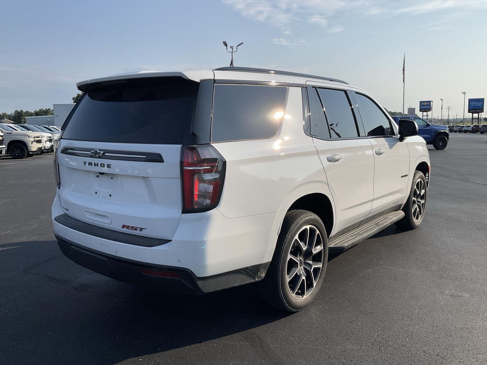 Used 2024 Summit White Chevrolet RST image 6