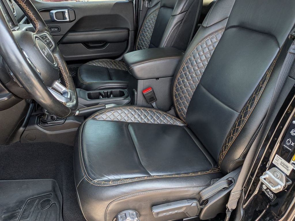 Used 2021 Black Jeep Overland image 14