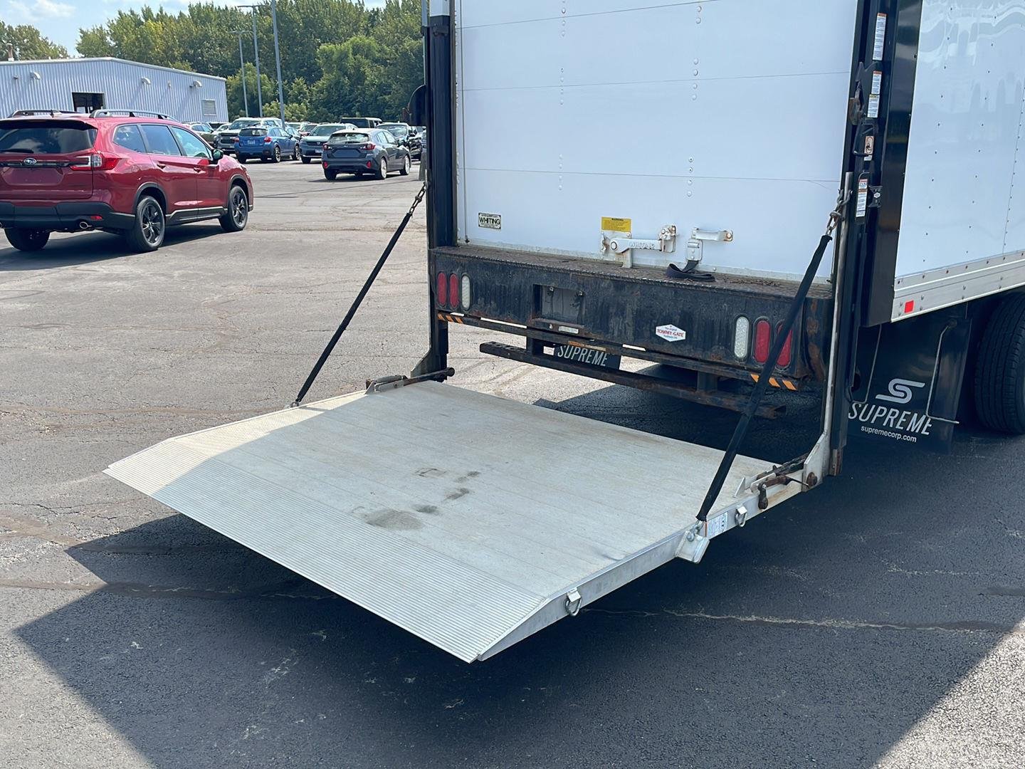 Used 2021 Summit White Chevrolet  image 26