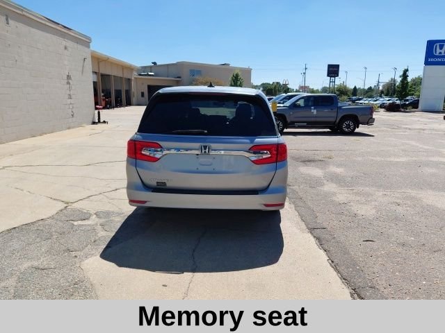 Used 2018 Silver Honda EX-L image 6