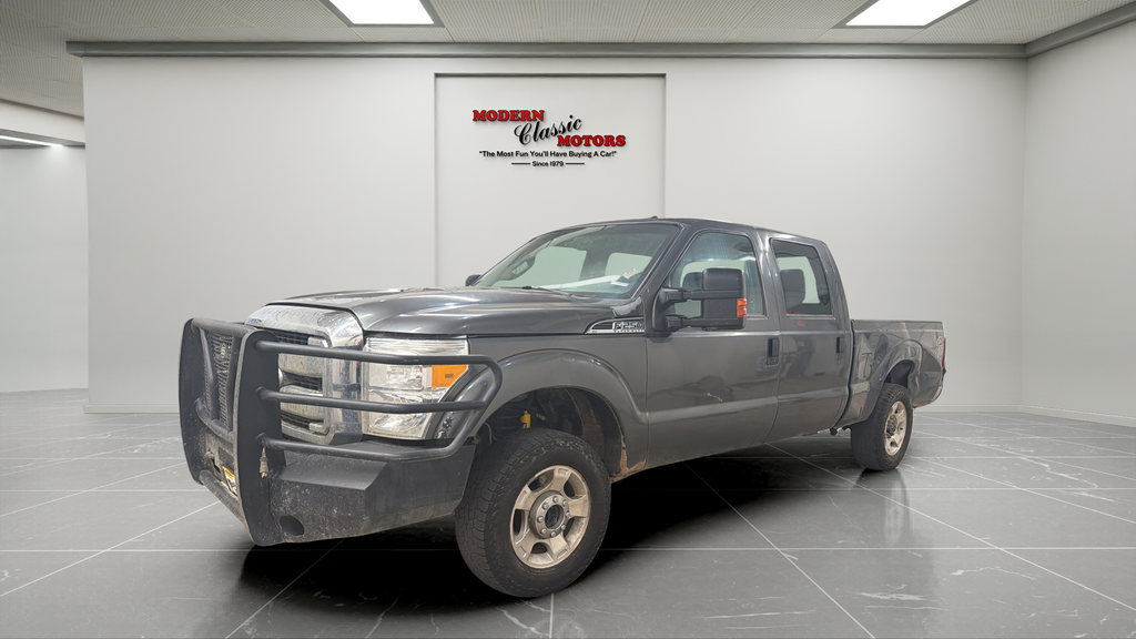 Used 2016 Gray Ford XLT image 3