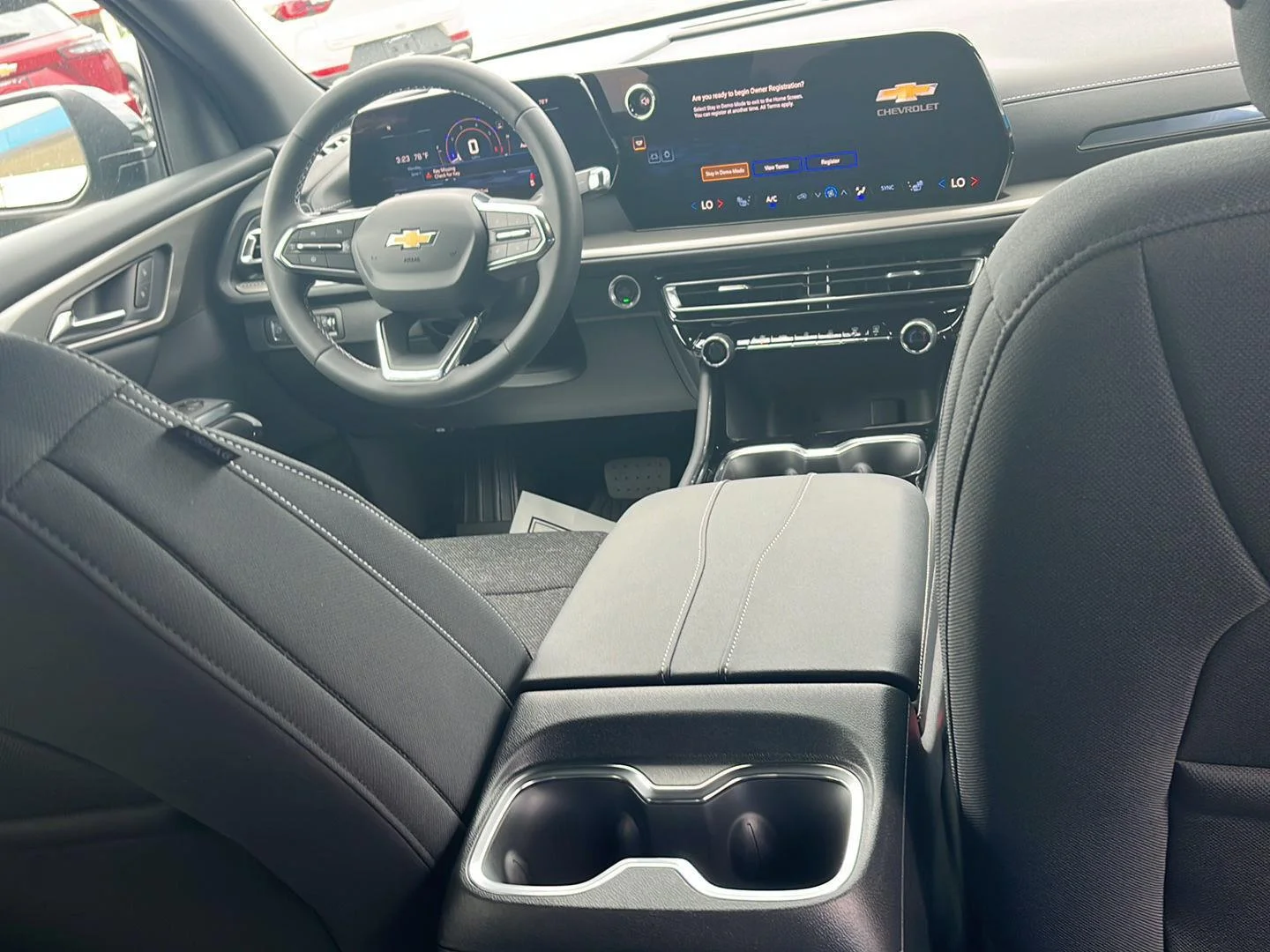 2026 Chevrolet Traverse LT - Photo 31