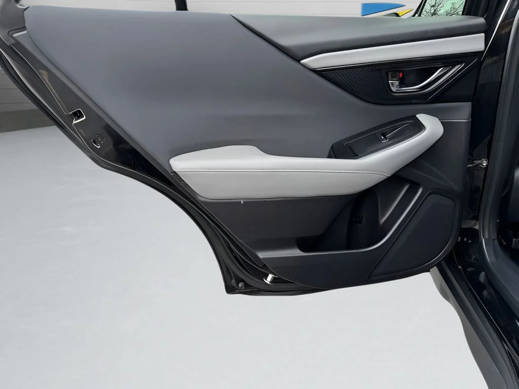 Used 2020 Black Subaru Premium image 21