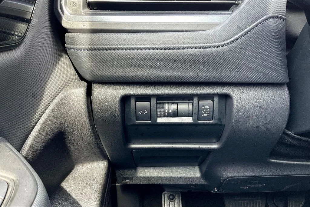 Used 2026 Silver Subaru Limited image 35