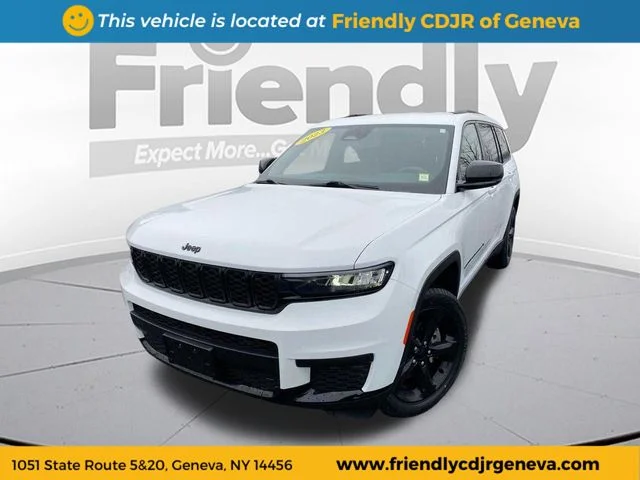 Used 2023 White Jeep Altitude image 1