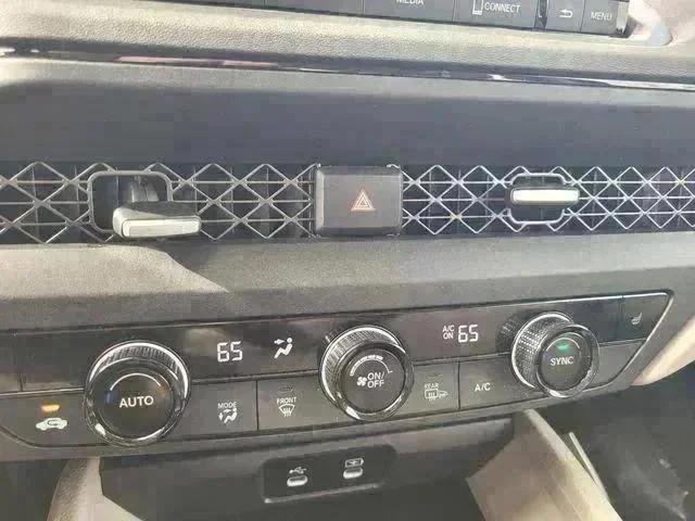Used 2024  Honda EX image 25