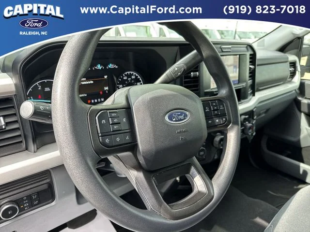 Used 2025 White Ford XLT image 24