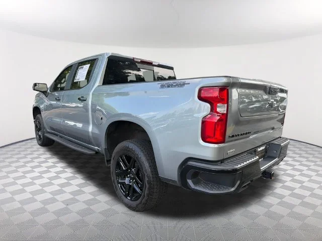 Used 2024 Sterling Gray Metallic Chevrolet LT Trail Boss image 7
