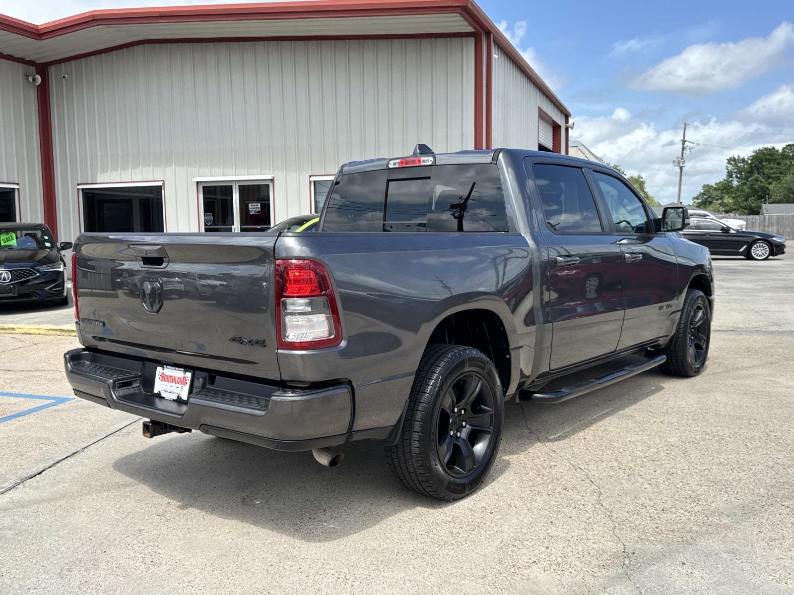 Used 2022 Granite Crystal Metallic Clearcoat Ram Big Horn image 7