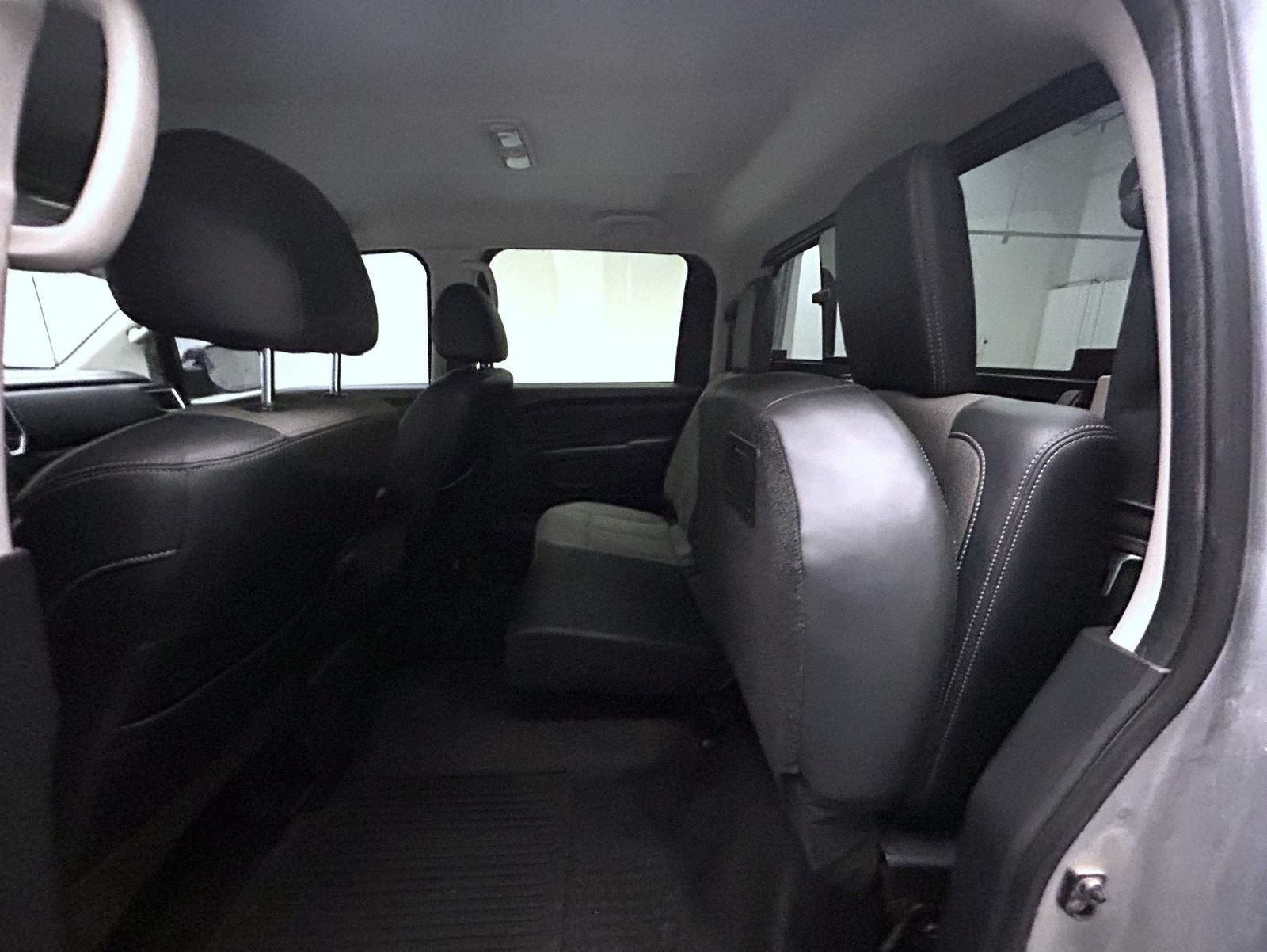 Used 2017 Silver Nissan S image 19