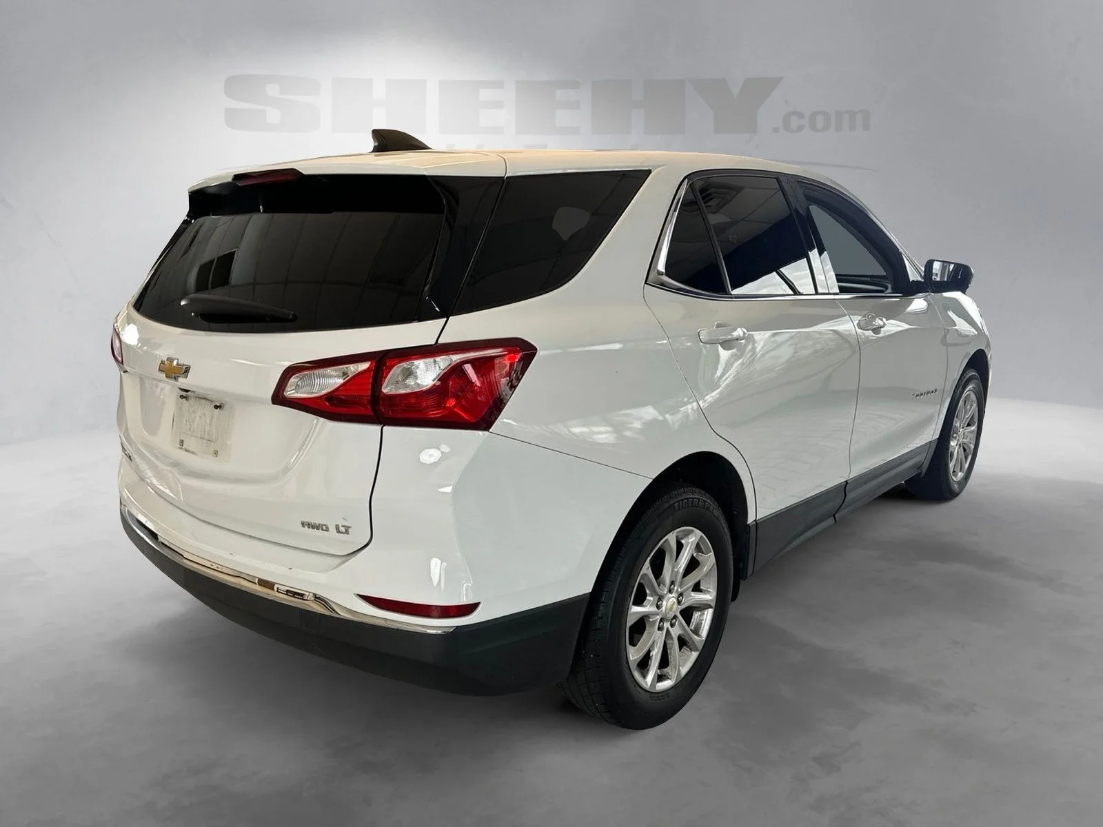 Used 2020 Summit White Chevrolet LT image 11