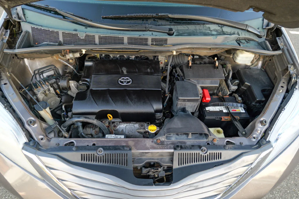 Used 2011 Predawn Gray Mica Toyota XLE image 54