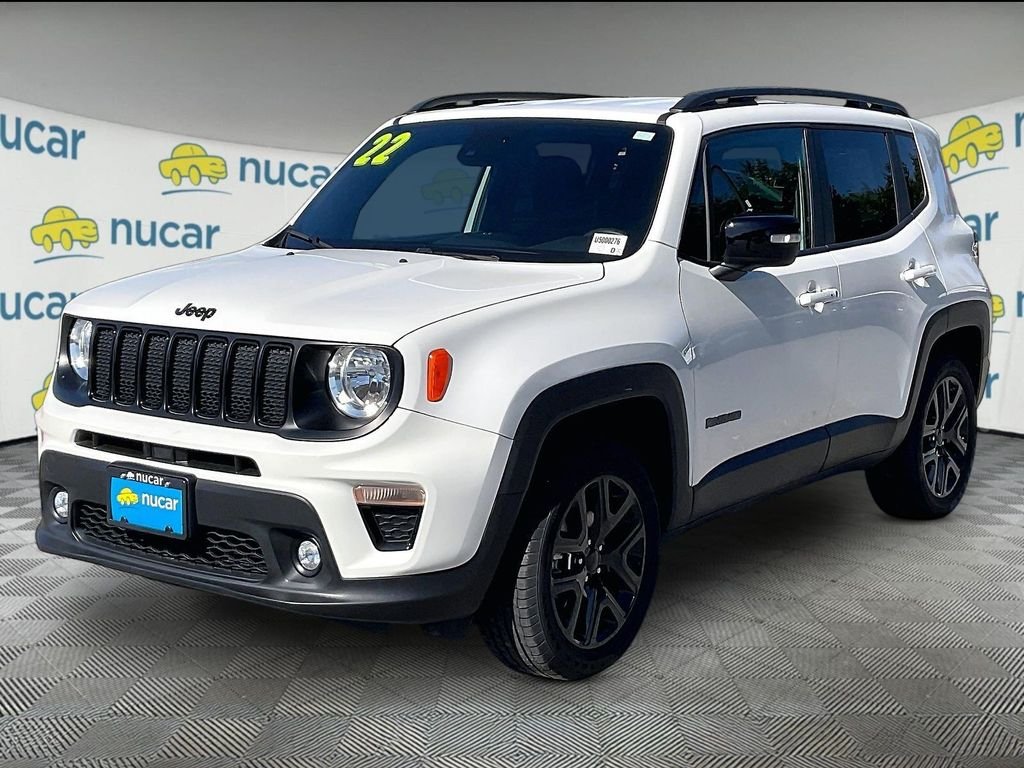 Used 2022 Alpine White Clearcoat Jeep Altitude image 3