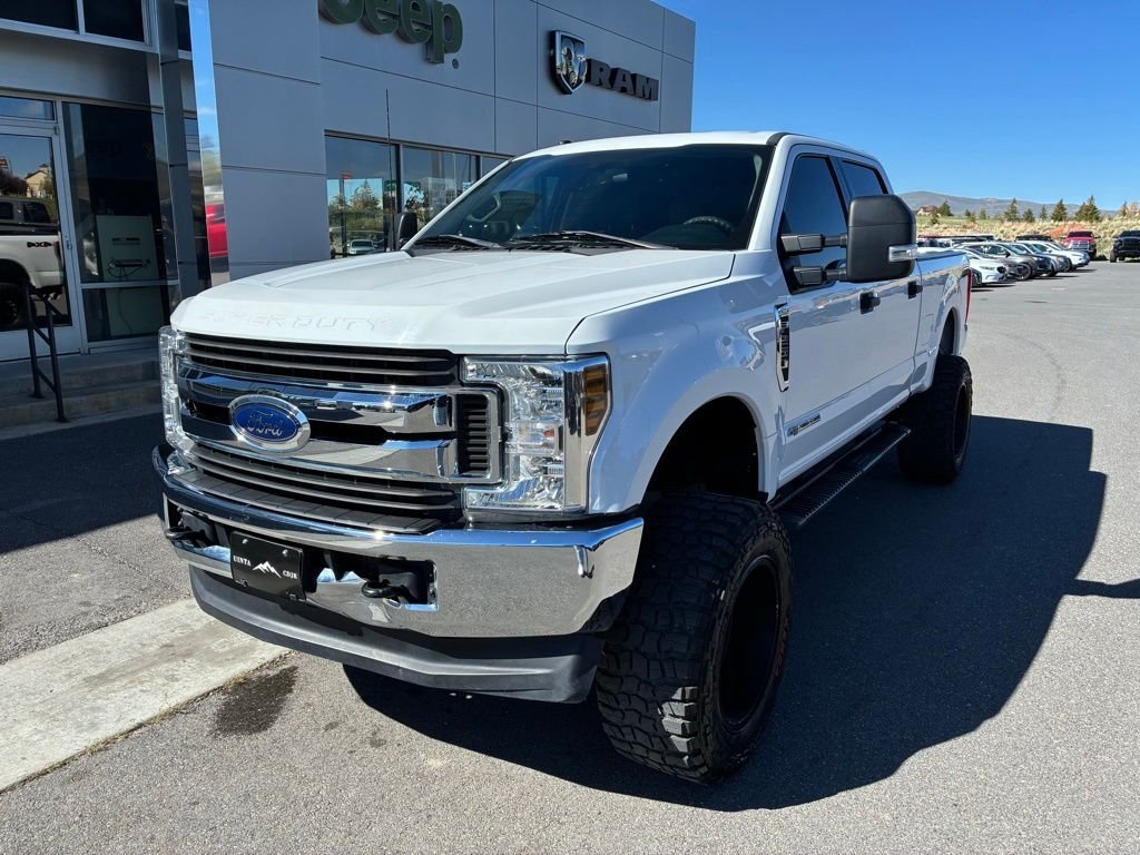 2019 Ford F-250 XLT 4x4 Crew Cab 8' Box's photo