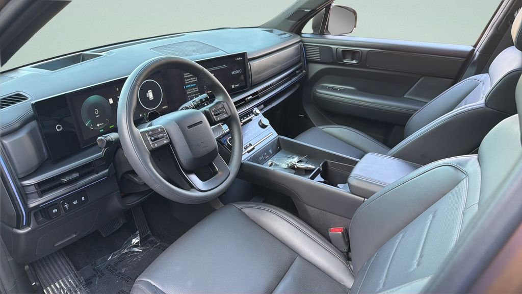Used 2026  Hyundai Calligraphy image 33