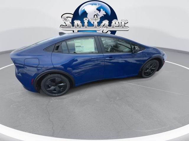 2026 Toyota Prius Plug-in Hybrid SE - Photo 10