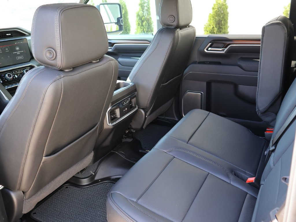 2026 GMC Sierra 2500HD Denali - Photo 11