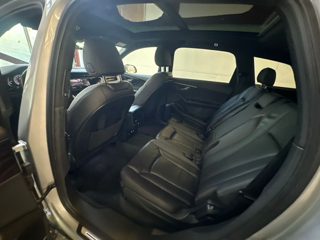 Used 2021  Audi 45 Premium Plus image 26