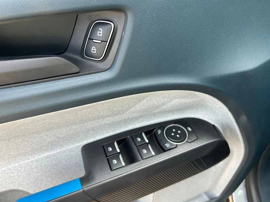New 2026 Carbonized Gray Metallic Ford XLT image 20