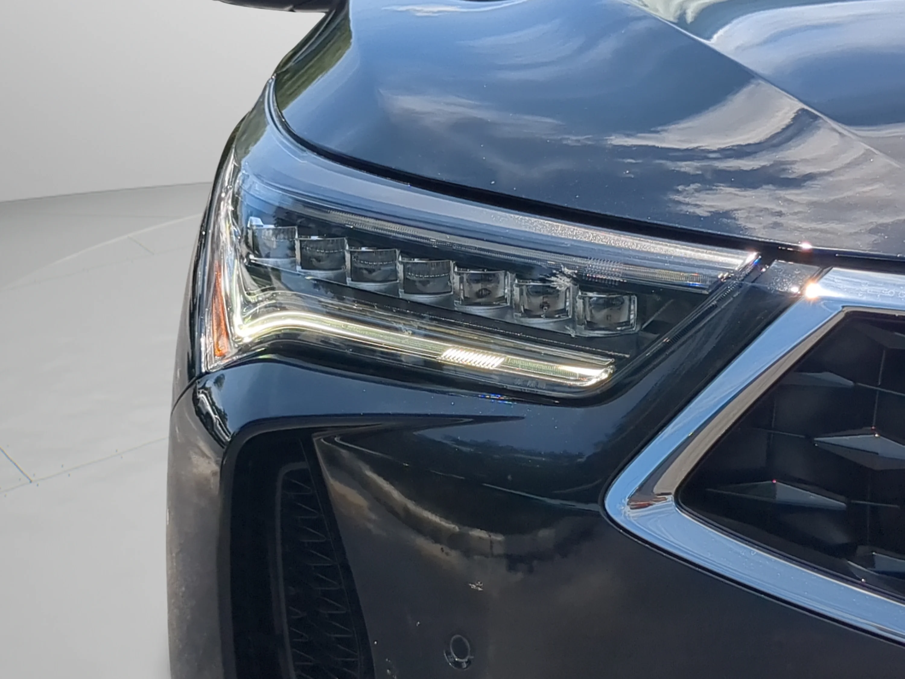 Used 2024 Majestic Black Pearl Acura w/Advance Package image 22