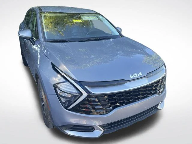 Used 2023 Silver Kia EX image 3