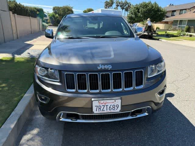 Used 2016 Granite Crystal Metallic Clearcoat Jeep Limited image 27