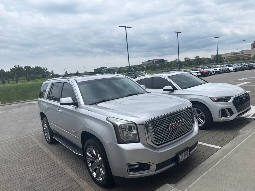 Used 2016 Quicksilver Metallic GMC Denali image 2