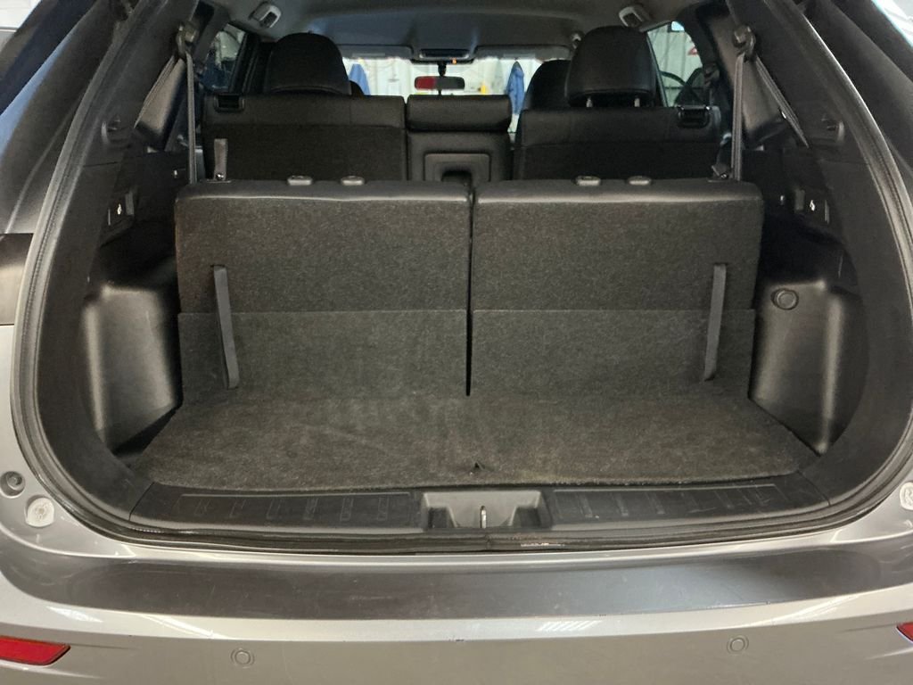 Used 2024  Mitsubishi SE image 26