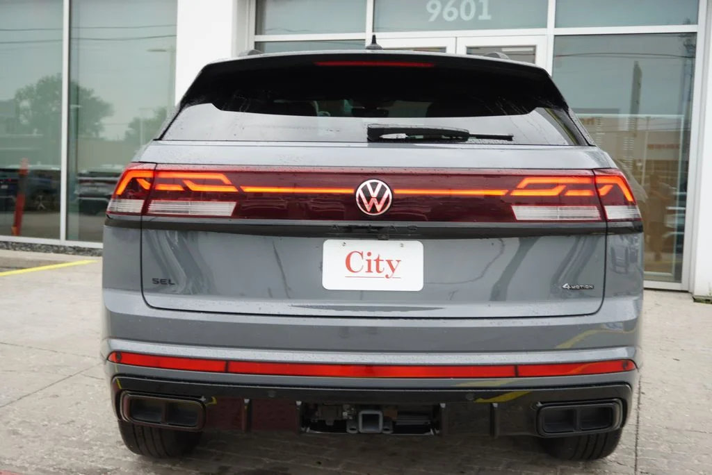 Used 2026 Gray Volkswagen 2.0T SEL R-Line Black image 7