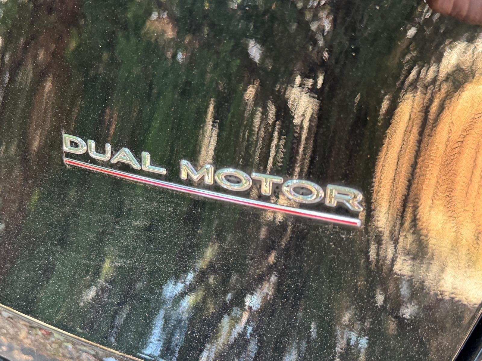 Used 2022  Tesla Performance image 19