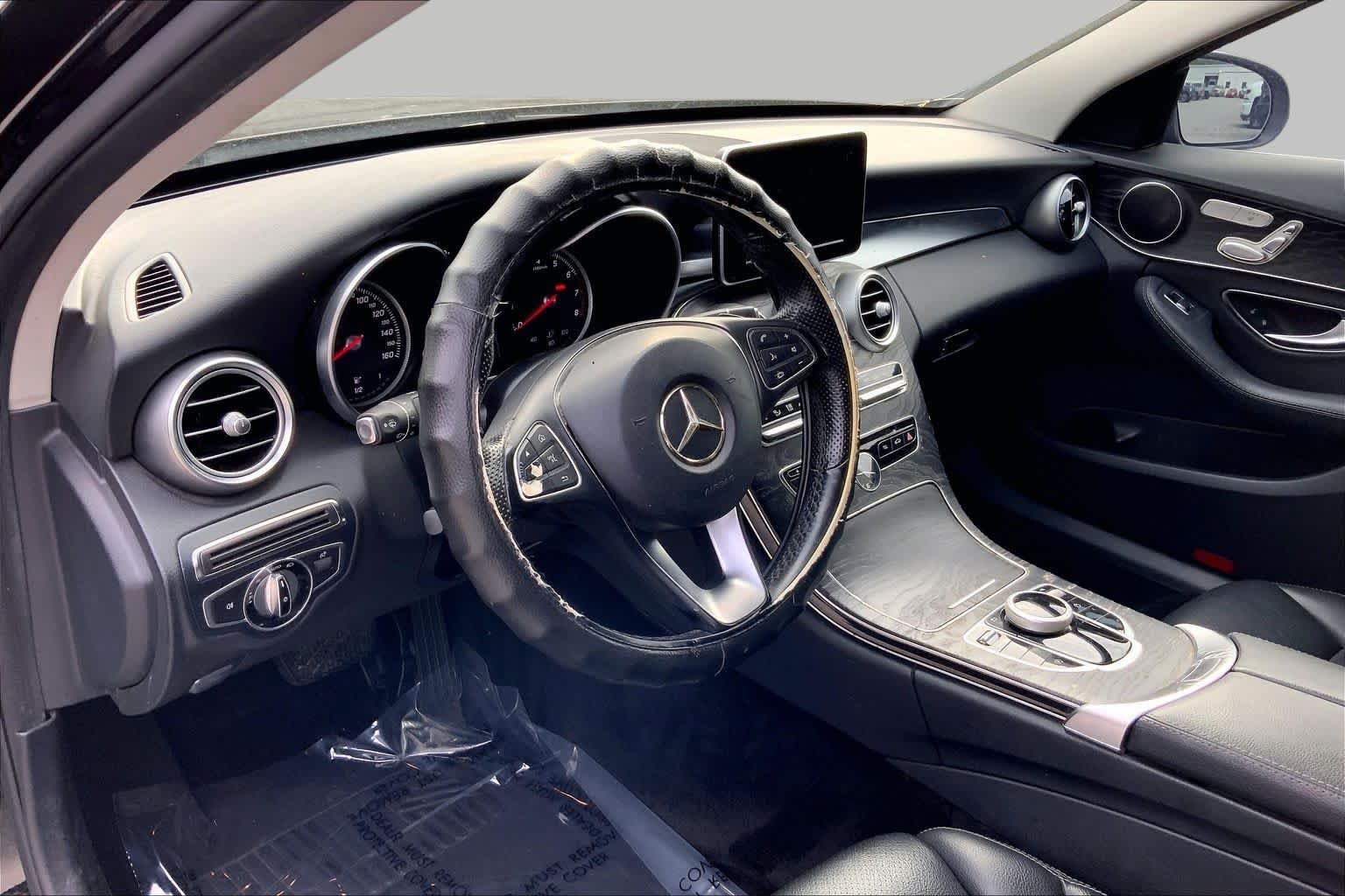 Used 2017  Mercedes-Benz C 300 image 14